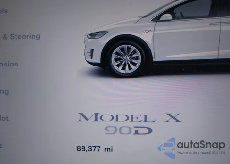 2016 Tesla Model X 60D/70D/75D/90D из США, поврежденный, VIN 5YJXCAE26GF002224